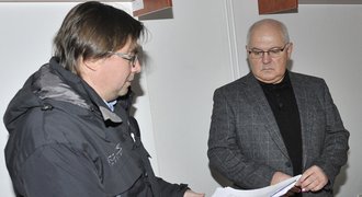 Stop aroganci: Šulc převzal vzkazy od čtenářů