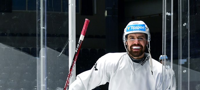 Tomáš Rolinek vstoupil v Pardubicích na led s úsměvem