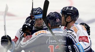 Ostrava umí fandit, tak proč je na extraligovém hokeji takové ticho a klid?