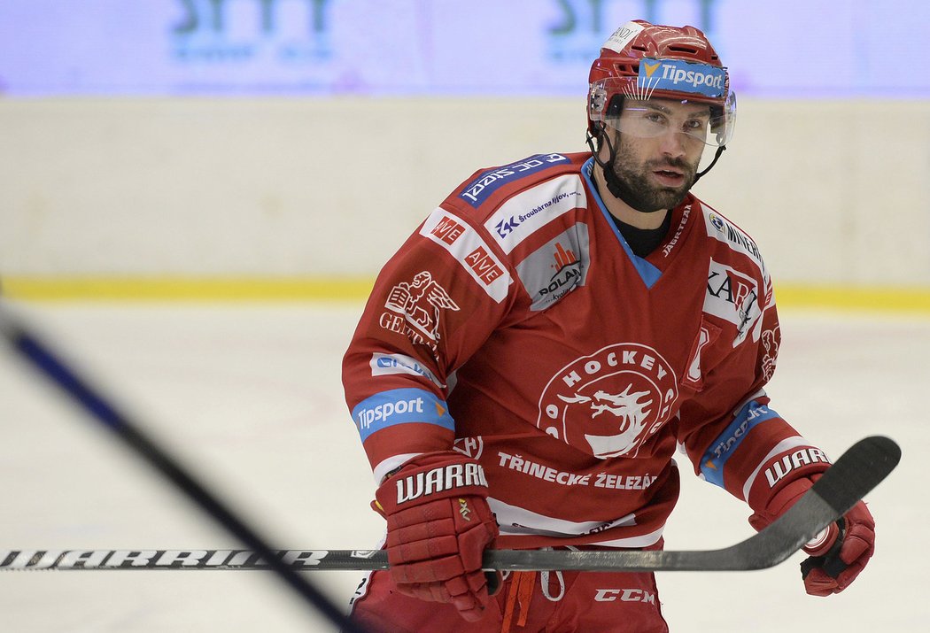 I podruhé v této sezoně rozhodl duel třineckých Ocelářů na olomouckém ledě Zbyněk Irgl.