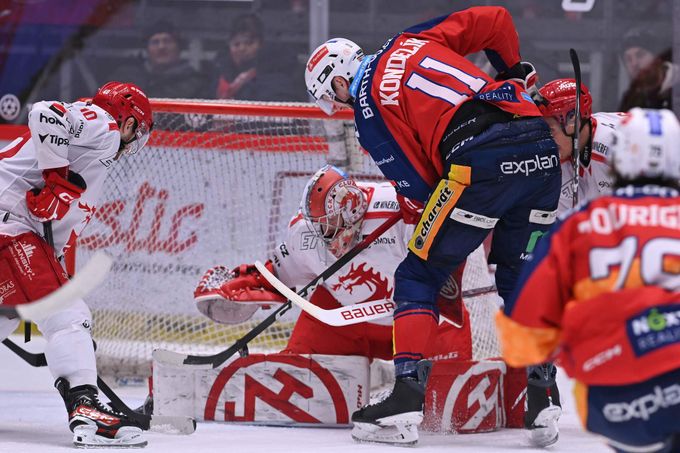 Kondelík po prohře: Takhle nastoupit prostě nemůžeme. Nemusí hokej vždy jít, když... Kondelík po prohře: Takhle nastoupit prostě nemůžeme. Nemusí hokej vždy jít, když...