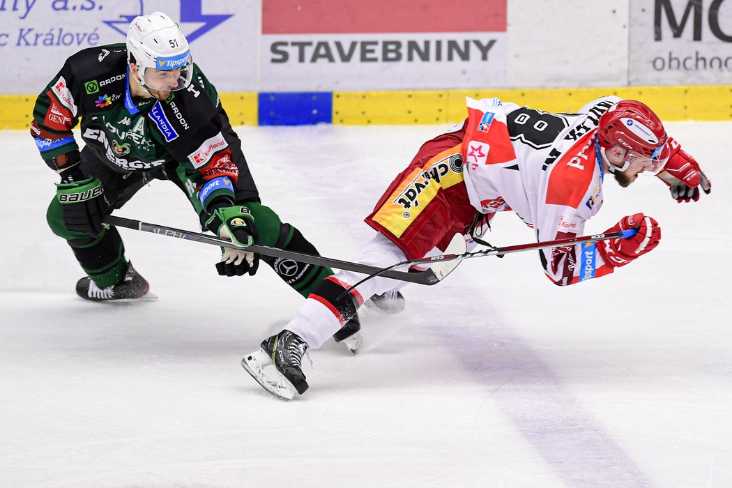 Kvůli obavám z šíření koronaviru jsou napříč celým světem rušeny, odkládány či omezovány sportovní akce.