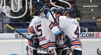 SESTŘIH: Vítkovice - Třinec 3:2. Ridera dokonala obrat, v derby rozhodl Dej