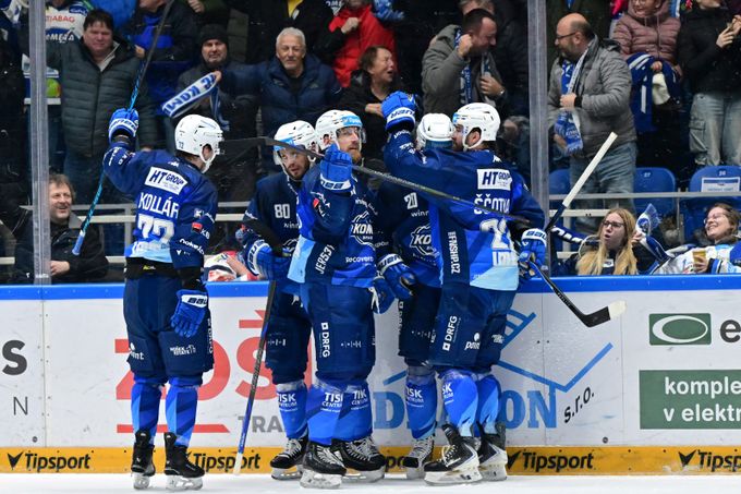 Kometa otočila utkání s Hradcem. Šlágr prvního s druhým pro Plzeň, Třinec porazil Motor Kometa otočila utkání s Hradcem. Šlágr prvního s druhým pro Plzeň, Třinec porazil Motor