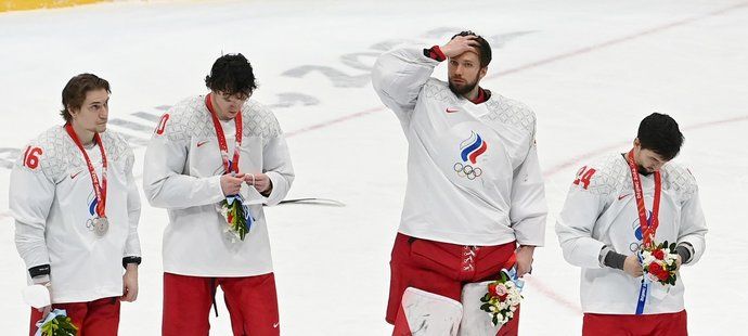 Na ZOH byli Rusové nešťastní z druhého místa. Teď by za takové umístění na akci pod záštitou IIHF asi dali cokoliv