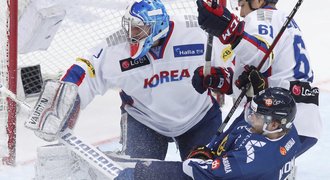 Channel One Cup: Bojovní Korejci nad Finy vedli, favorit však nezaváhal