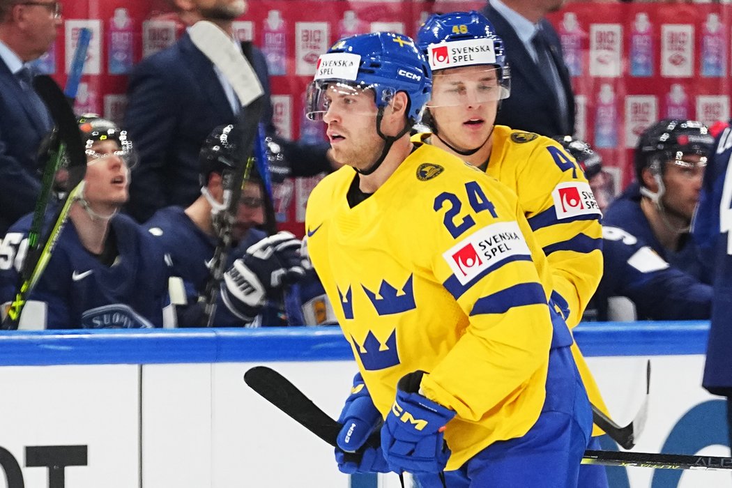 Švédská radost po gólu proti Finům