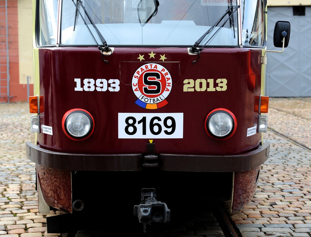 Sparťanská tramvaj bude jezdit na linkách číslo 22, 26, 10 a 14, což znamená, že její cesta povede i kolem stadionů Bohemians a Slavie
