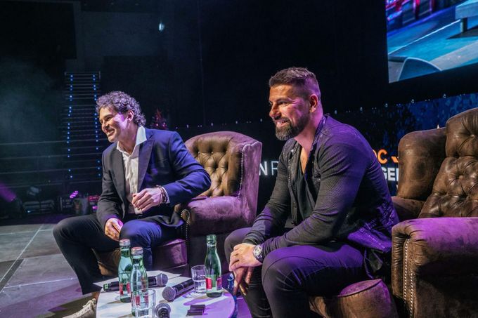 Jágr s Barošem pobláznili i Ostravu. Bude vyprodáno! Legendy se těší a chválí fanoušky Jágr s Barošem pobláznili i Ostravu. Bude vyprodáno! Legendy se těší a chválí fanoušky