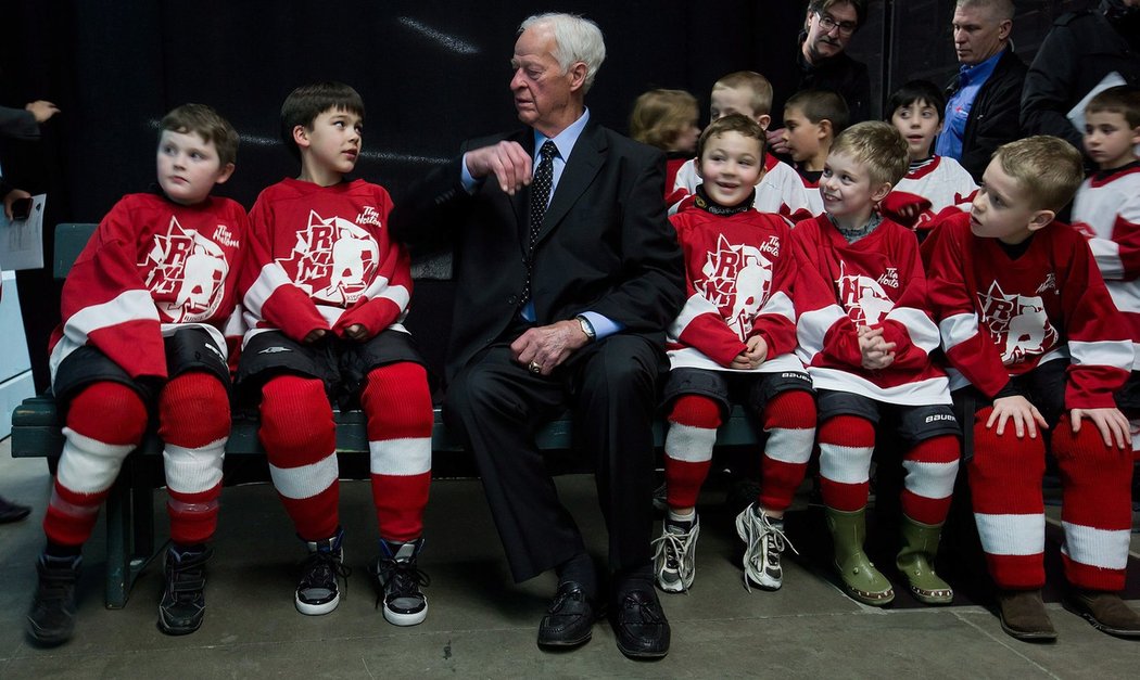 Gordie Howe se stal vzorem pro miliony hokejistů