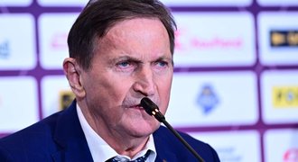 Hadamczikovy osobní pře: Soudy mu platí svaz, ale... Prachy by shrábl on! Hadamczikovy osobní pře: Soudy mu platí svaz, ale... Prachy by shrábl on!