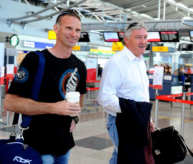 Dominik Hašek (vlevo) a jeho budoucí kouč ve Spartaku Moskva Miloš Říha Dominik Hašek (vlevo) a jeho budoucí kouč ve Spartaku Moskva Miloš Říha