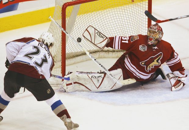 Milan Hejduk se stal nejlepším střelcem NHL v roce 2003. Milan Hejduk se stal nejlepším střelcem NHL v roce 2003.