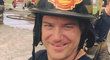 Ryan Hollweg jako hasič