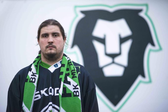 Hořká volba: Fandil jako o život. A málem o něj přišel Hořká volba: Fandil jako o život. A málem o něj přišel