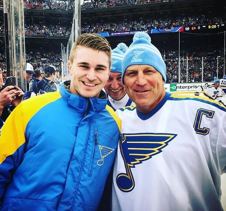 Někdejší obávaný střelec NHL Brett Hull se synem Judem