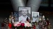 Svíčky na uctění památky zesnulého hokejisty Borise Sádeckého