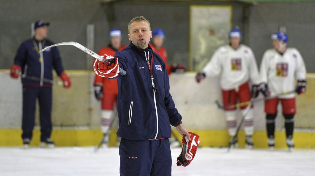 Trenér české hokejové dvacítky Jakub Petr zhodnotil šance českých mladíků při draftu NHL