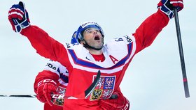 Jaromír Jágr slaví gól na MS 2015 v Praze proti Finsku
