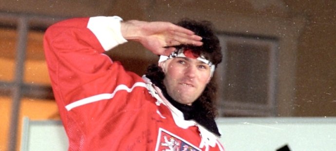 Jaromír Jágr jako olympijský vítěz z Nagana v roce 1998