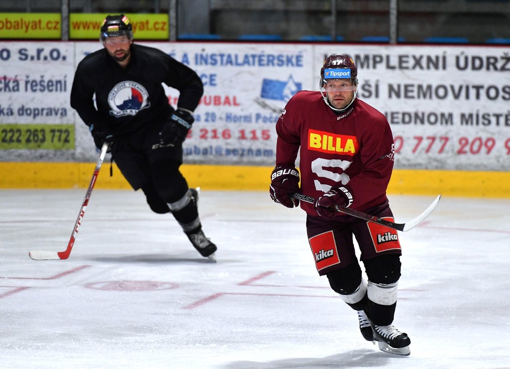 Jaroslav Hlinka znovu oblékne dres pražské Sparty. Ve 48. kole Tipsport extraligy nastoupí proti Třinci