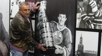 Pouzar slaví 70: O Gretzkym jsem věděl prd. Popsal i slavný proslov v NHL