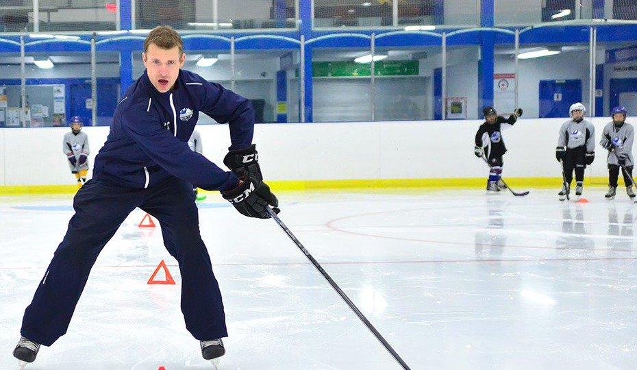 Jaroslav Svejkovský během trénování mládeže ve Vancouveru v roce 2019