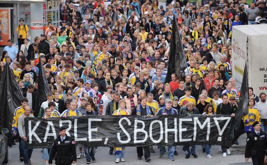 Zlín se loučil s Karlem Rachůnkem