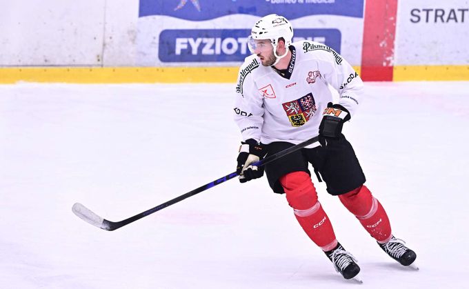 Složitý případ Jiříček: od euforického draftu k prokletí nechtěného. Vecpe se do NHL? Složitý případ Jiříček: od euforického draftu k prokletí nechtěného. Vecpe se do NHL?