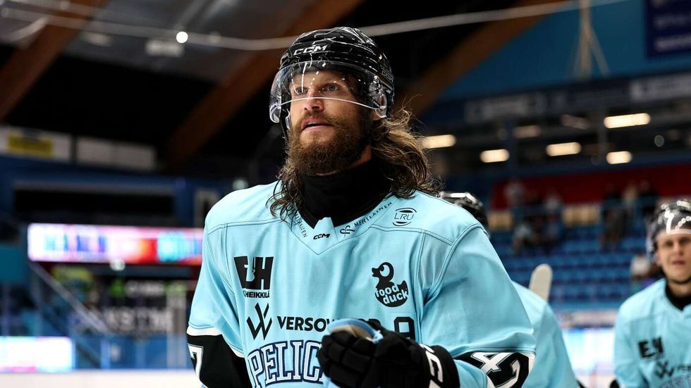 Český obránce Michal Jordán si vydělává v dresu Lahti Pelicans