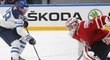 Hokejisté Finska nastříleli za záda kanadského brankáře Cama Talbota ve druhé třetině tři puky