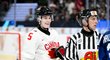 Syn bývalého českého hokejisty Radka Bonka Oliver v dresu kanadské U20