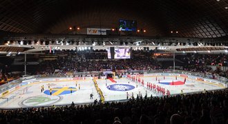 Oslavy 110 let českého hokeje! Tipsport aréna, osobnosti a video od Gretzkyho