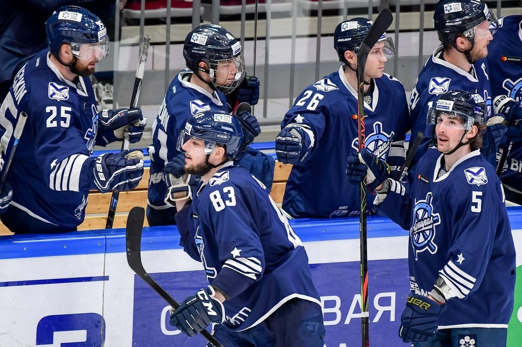 Admiral Vladivostok přišel o podporu státu a v KHL tak musel skončit, podobný osud může čekat i další kluby