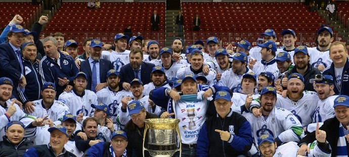Vítězný tým KHL Dynamo Moskva po obhajobě triumgu