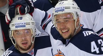 Kovář zářil a Magnitogorsk má mečbol na vítězství ve finále KHL