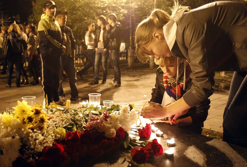 Obyvatelé Jaroslavle uctili oběti tragické nehody, při které zemřel celý tým Lokomotivu Jaroslavl včetně tří českých hokejistů