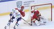 Šimon Hrubec v KHL v dresu Kunlunu