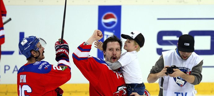 Obránce Lva Praha a české reprezentace Ondřej Němec byl zařazen do All Star týmu Kontinentální hokejové ligy