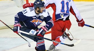 Češi v play off KHL: Fillipi se dvakrát trefil, Francouz musel střídat