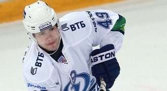 Petružálek prvním gólem po návratu do KHL pomohl Dynamu k výhře