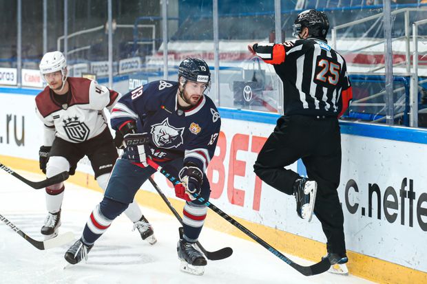 Reprezentační obránce Lukáš Klok v dresu Nižněkamsku patří mezi nejproduktivnější beky KHL Reprezentační obránce Lukáš Klok v dresu Nižněkamsku patří mezi nejproduktivnější beky KHL