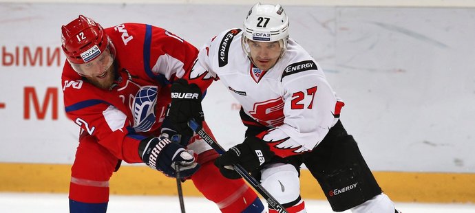 Jiří Novotný je v KHL bez angažmá