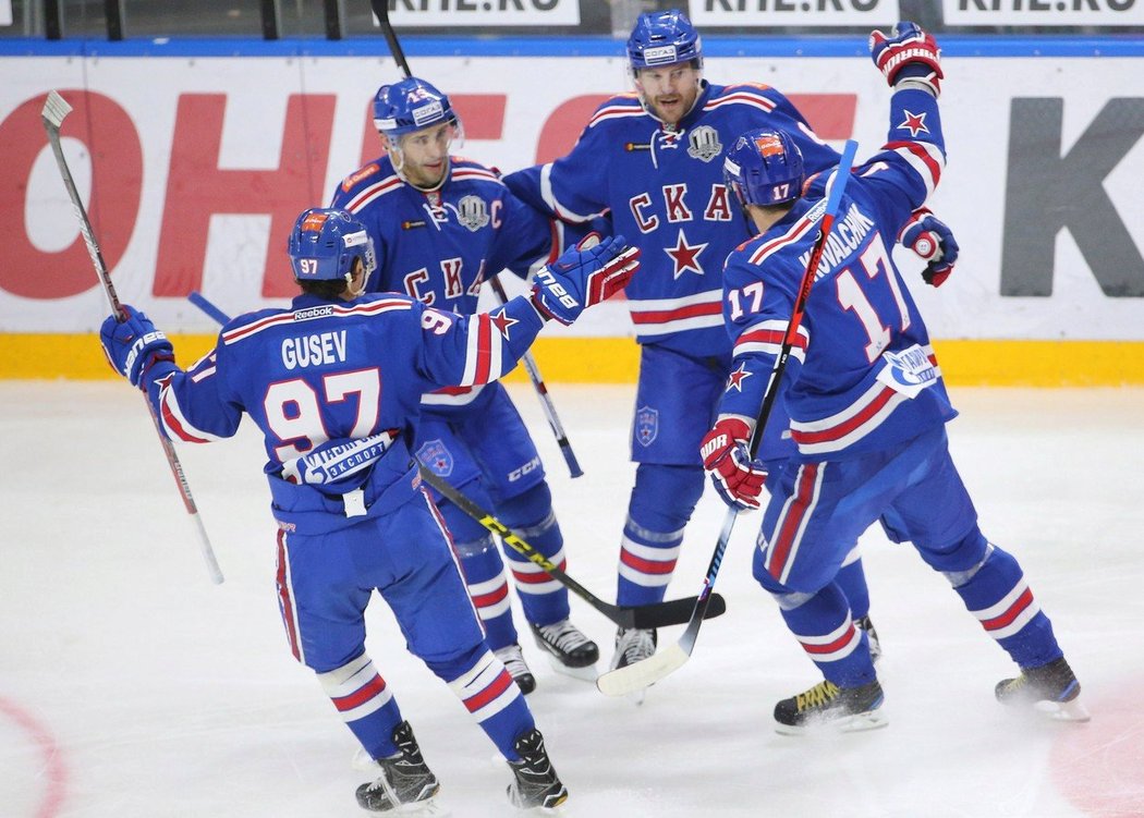 Petrohrad vstoupil do nové sezony KHL vítězstvím nad CSKA Moskva