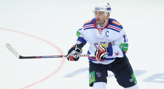 Kovalčuk a další hvězdy se v KHL nepočítají do platových stropů