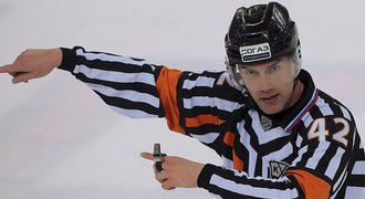 Rozhodčí Jeřábek nejen o konci v KHL: Těším se zase na české nadávky
