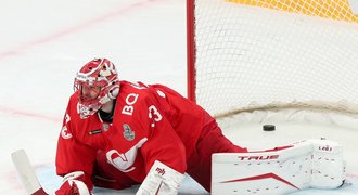 Brankář Hudáček chtěl do KHL. Ve hře je ale spíš návrat do extraligy