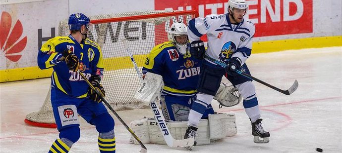 Hokejisté vedoucího Kladna schytali v 11. kole první hokejové WSM ligy nepříjemný direkt v Přerově