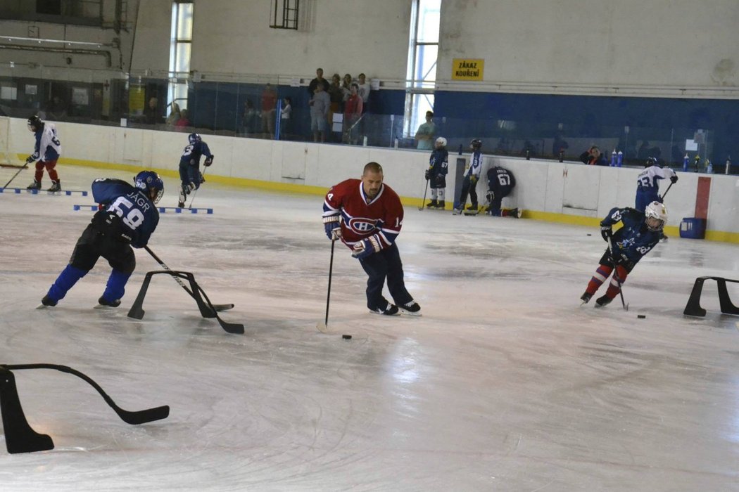 Tomáš Plekanec se snažil naučit mladé hokejisty pořádný hokej