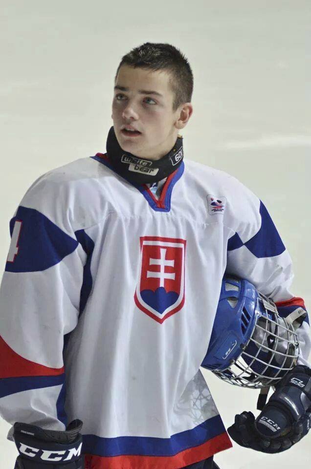 Jednadvacetiletý hokejista Kristián Lunter tragicky zahynul.